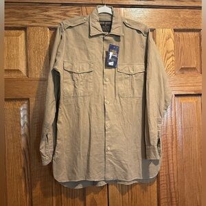 NWT Comfort Outfitters Men's Tan Button-Up shirt Size Medium
